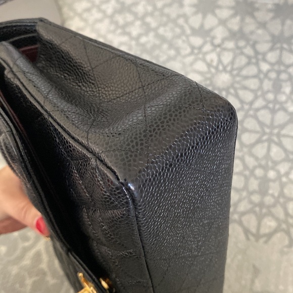 Chanel medium classic flap bag black caviar - Picture 8 of 15